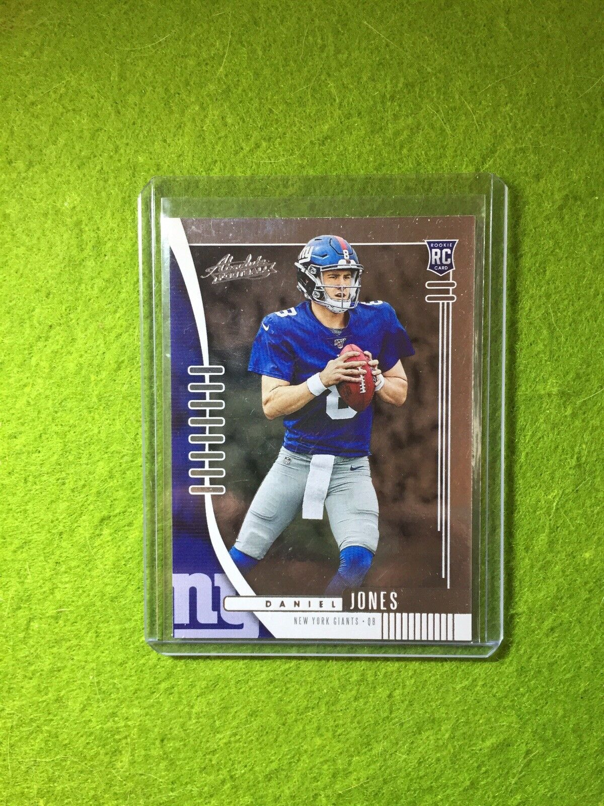 DANIEL JONES ROOKIE CARD RC JERSEY #8 NEW YORK GIANTS RC 2019 Panini Absolute rc