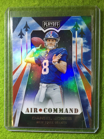 DANIEL JONES PRIZM ROOKIE CARD JERSEY #8 GIANTS SP REFRACTOR RC 2019 Playoff rc