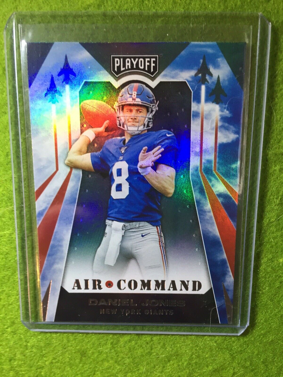 DANIEL JONES PRIZM ROOKIE CARD JERSEY #8 GIANTS SP REFRACTOR RC 2019 Playoff rc