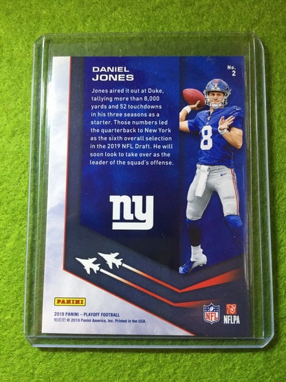 DANIEL JONES PRIZM ROOKIE CARD JERSEY #8 GIANTS SP REFRACTOR RC 2019 Playoff rc