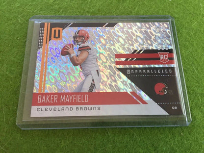 BAKER MAYFIELD ROOKIE CARD PRIZM REFRACTOR 2018 Panini UNPARALLELED Flight RC SP