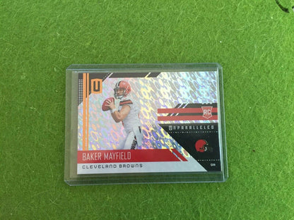 BAKER MAYFIELD ROOKIE CARD PRIZM REFRACTOR 2018 Panini UNPARALLELED Flight RC SP