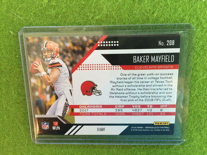 BAKER MAYFIELD ROOKIE CARD PRIZM REFRACTOR 2018 Panini UNPARALLELED Flight RC SP